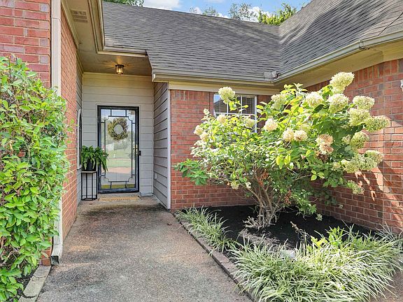 5th image of 4035 Meadow Field Ln