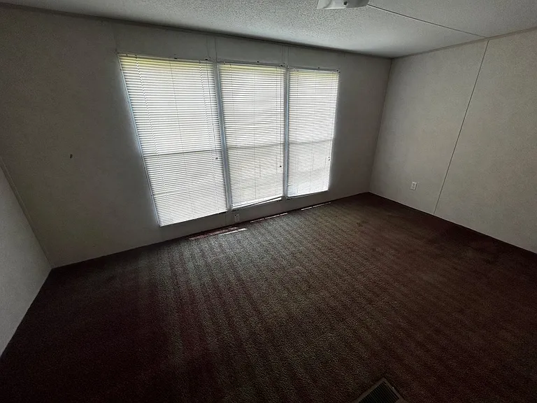 2444 Spooner Quarter Rd — Photo 24