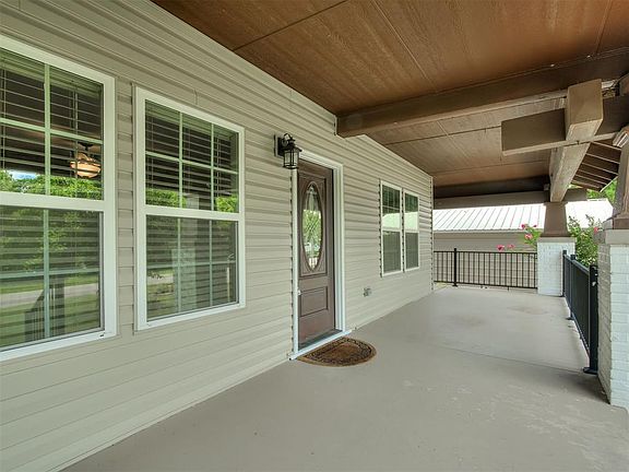 5th image of 2290 E Meyers Cir