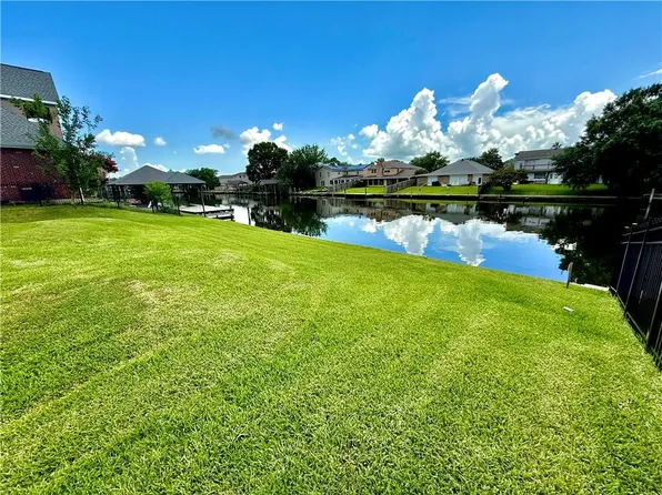 234 Spinnaker Dr, Slidell, LA 70458