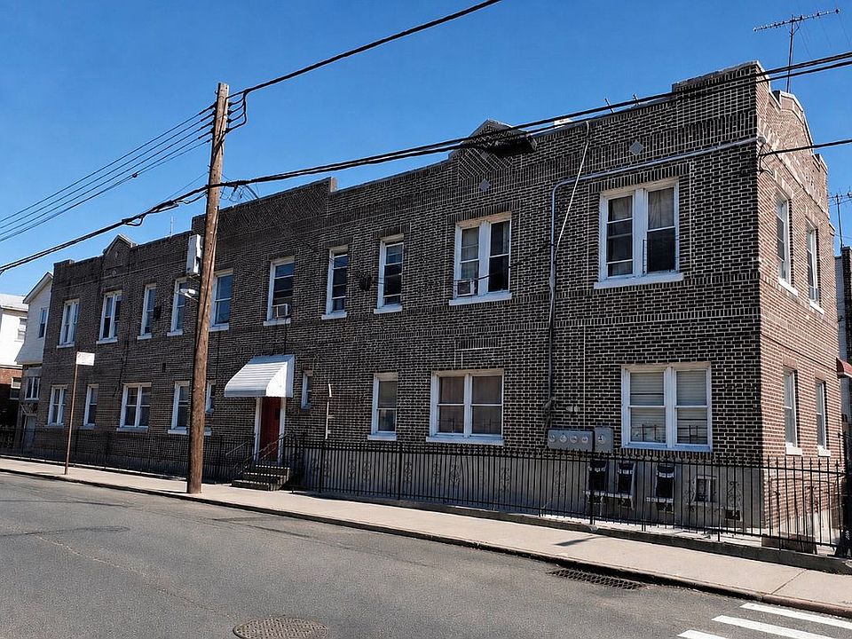 1st image of 1983 W 7th St #4