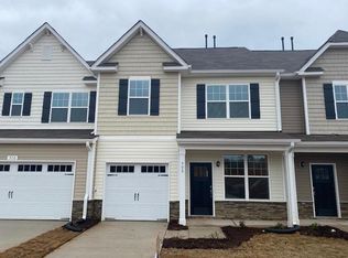 1039 Abbott St, Mebane, NC 27302