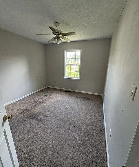 2502 Bluff View Ct #B — Photo 12