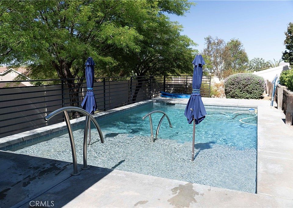 56136 Mountain View Trl, Yucca Valley, CA 92284 | MLS #JT26136667
