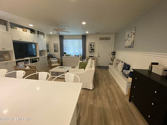 2nd image of 1830 SEVILLA Boulevard #111