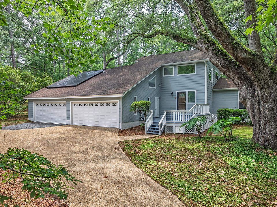 1st image of 417 Castleton Cir