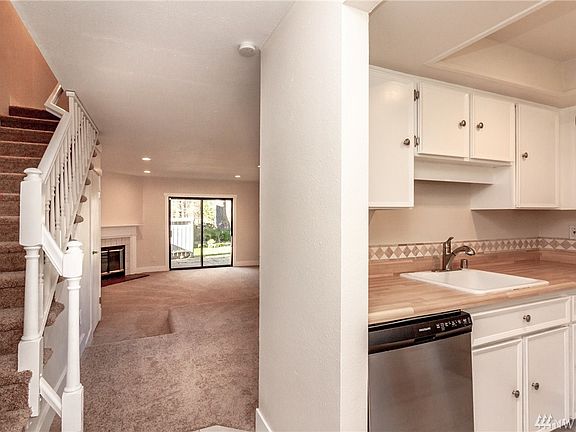 3rd image of 4720 97th Ave W #4-D