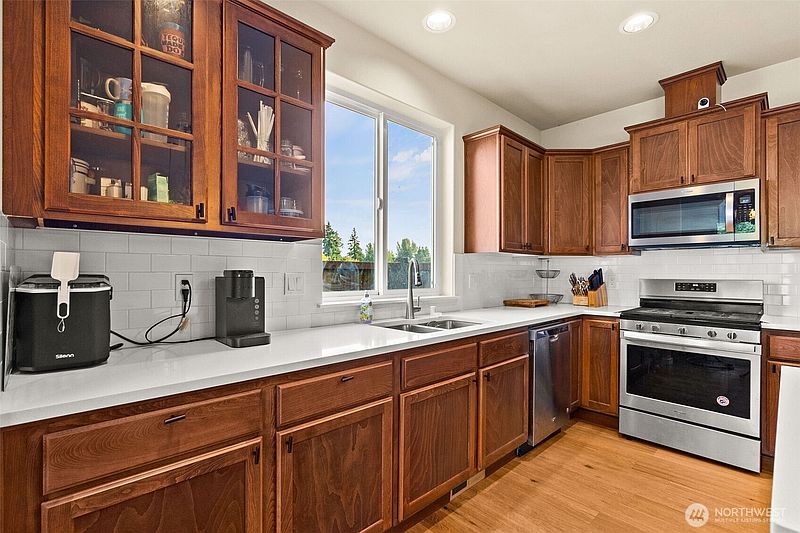 3rd image of 6221 Lanai Street SW