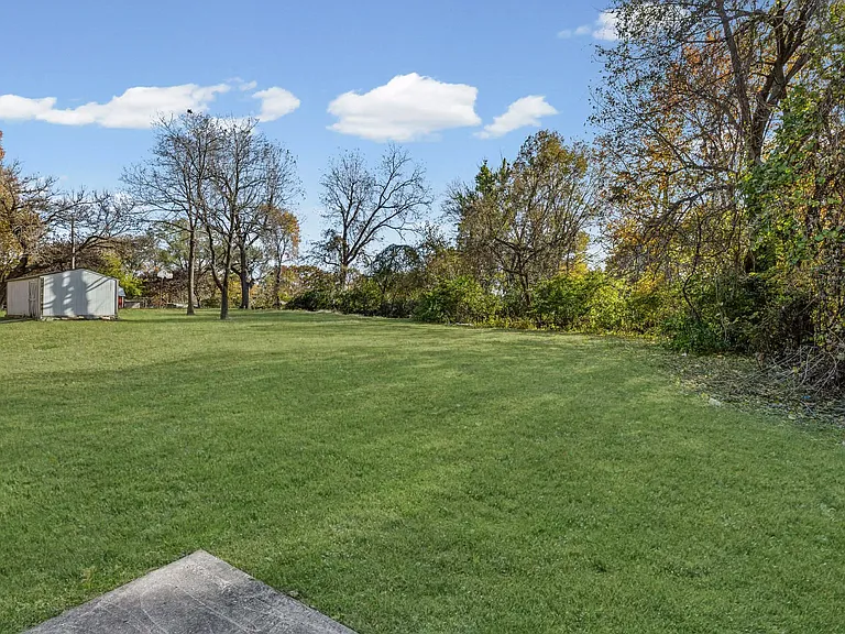 5631 Parkview Ave — Photo 29