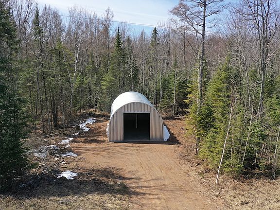 5th image of W7033 Carpenter Creek Rd