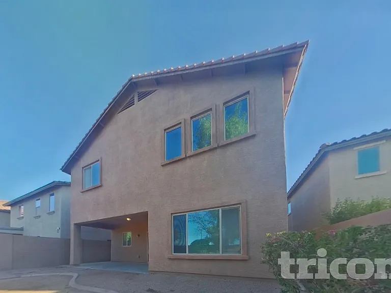 5733 W Milada Dr — Photo 15