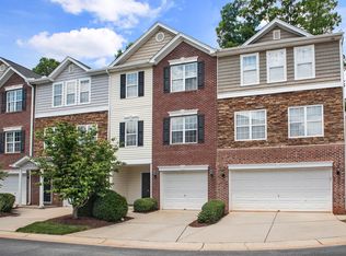 4 Dunlevy Way, Greensboro, NC 27455