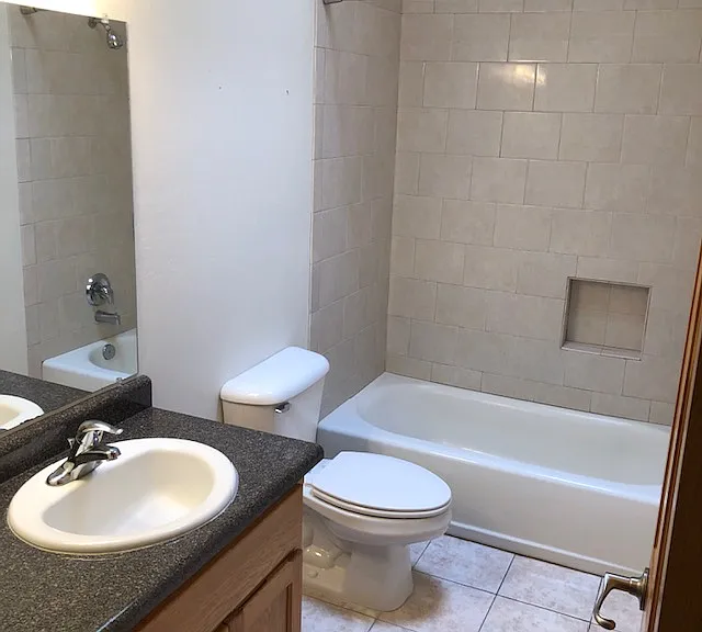 2270 Calle De Ortiz SW — Photo 10