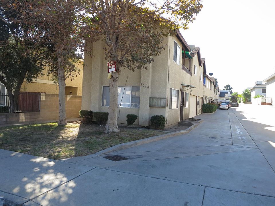 Townhouse for Rent is at the Rear of Building
