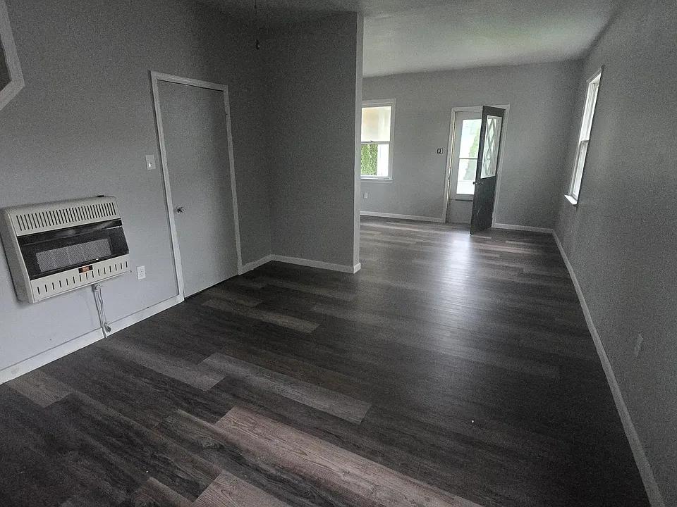 1221 Sans Souci Pkwy
