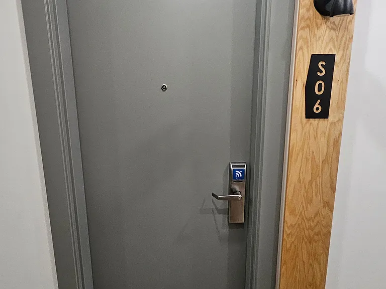 61 Parent Ave #S06 — Photo 3