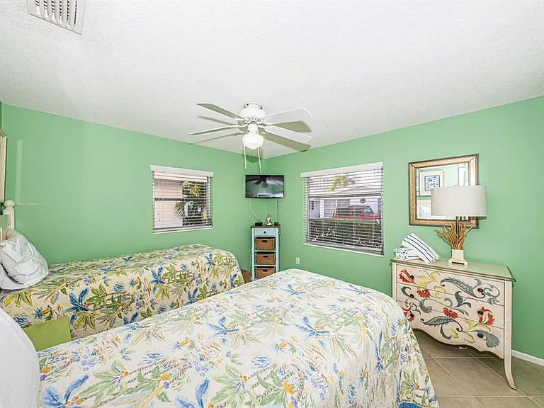 6020 Midnight Pass Rd #40 — Photo 12