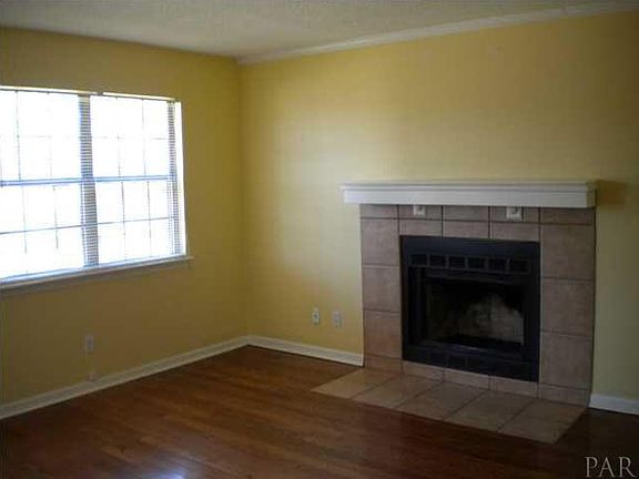 5th image of 1148 Redwood Ln APT 2