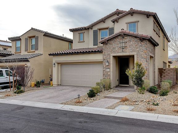 2nd image of 47 Berneri Dr