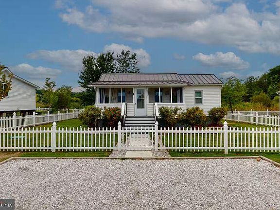 2nd image of 5237 Breezy Point Rd
