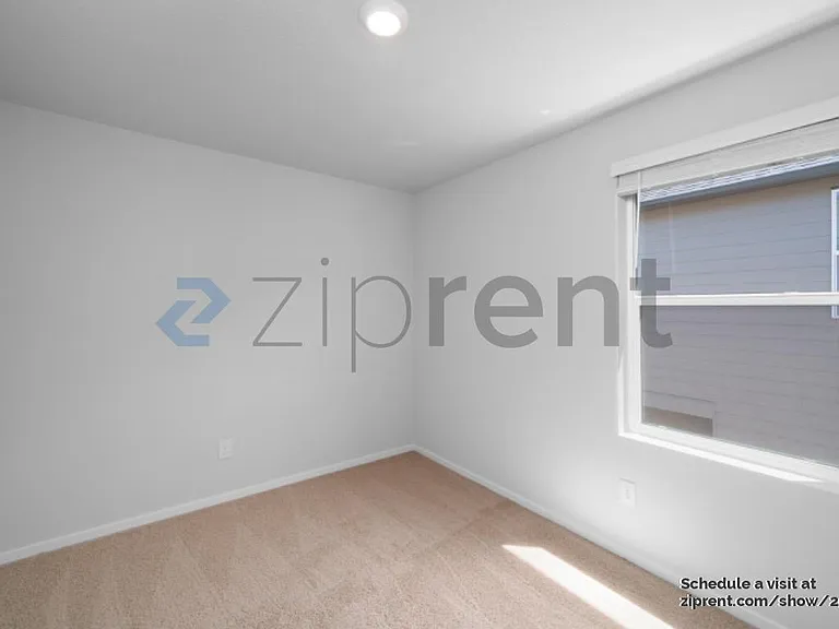 17508 NW 9th Ave — Photo 10