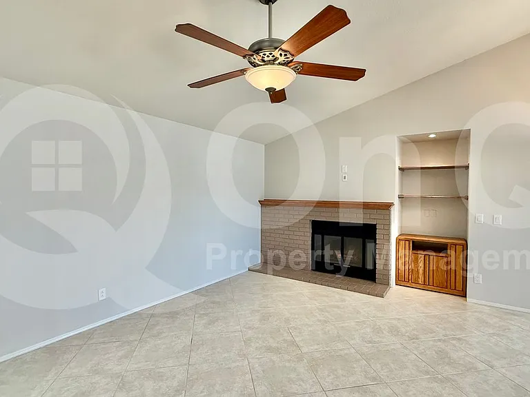 4206 E Tano St — Photo 16