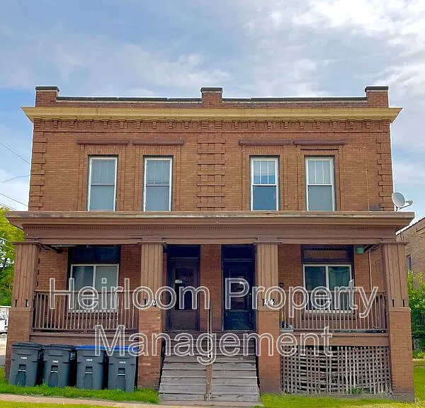 112 S 14th Ave E #2 — Photo 2