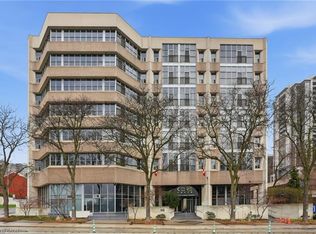 66 Bay St S #510, Hamilton, ON