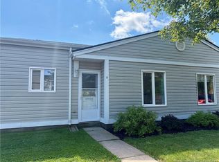 331 McLaughlin Dr #4, Moncton, NB E1A4R3