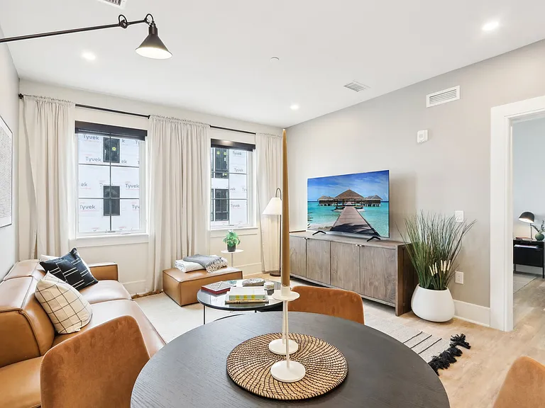 Beach Street Landing — Photo 20