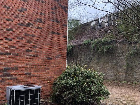 4th image of 1691 Clay Brooke Ln SE #1