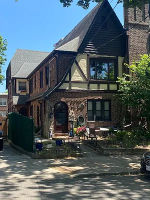 Rented by George Realty Group LLC | media 32