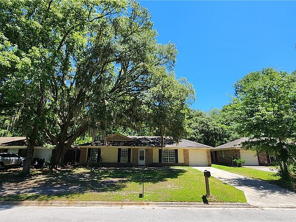 2nd image of 122 Westminister Drive