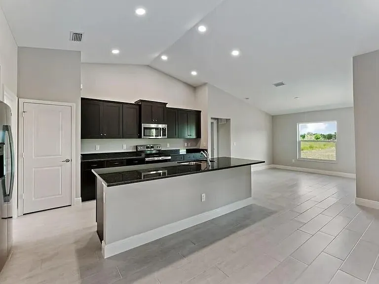 20365 Marie Ct — Photo 14