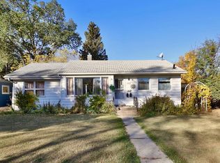 4616 E 46th St, Camrose, AB T4V 1G4