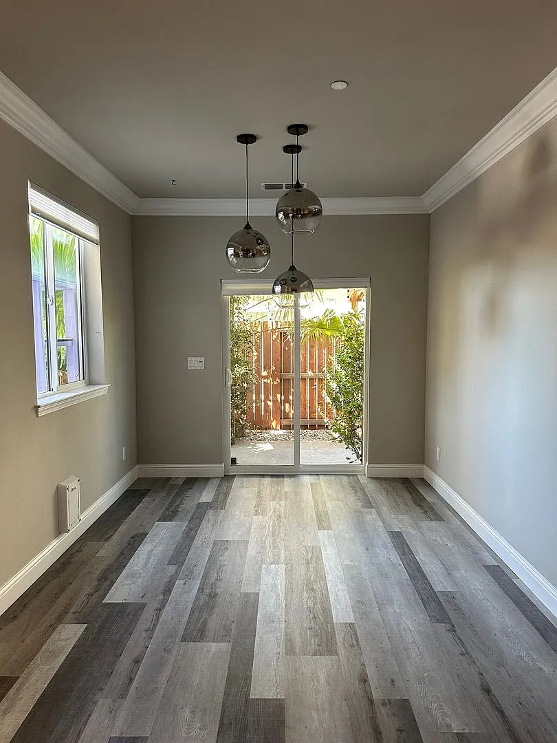 Large Four Bedroom Home In Salt Creek — Photo 4