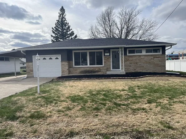 711 N Cleveland St, Effingham, IL 62401