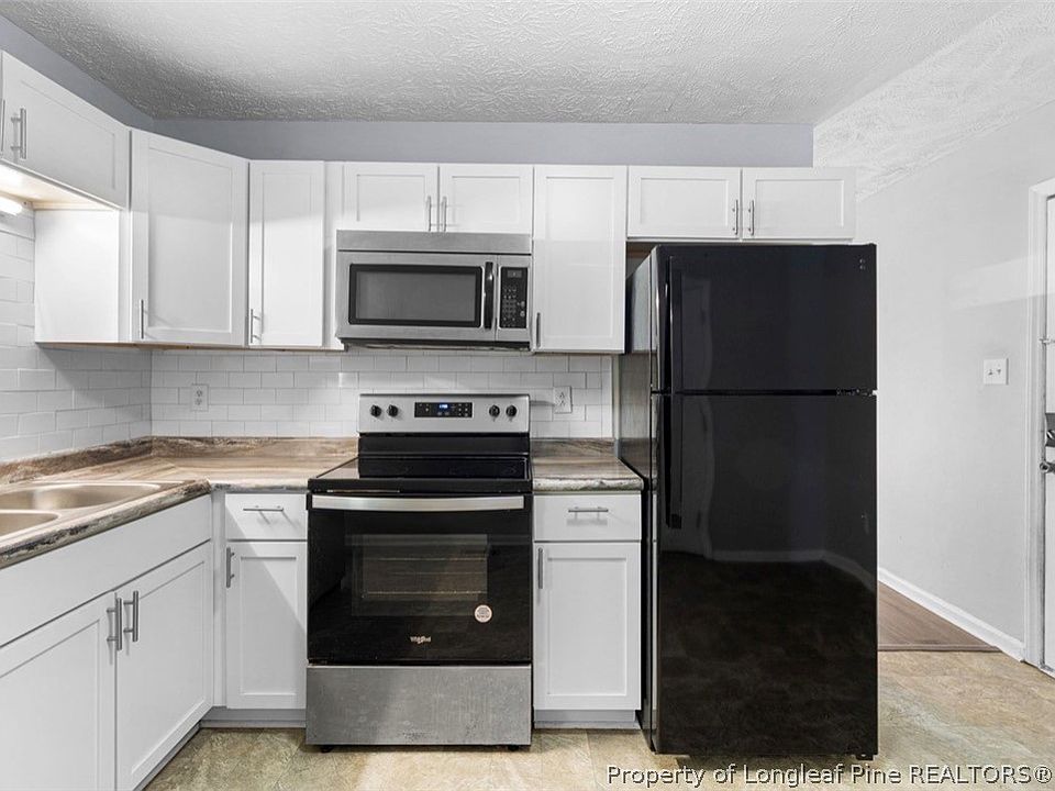 10th image of 818 Grambling Ct