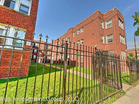 2nd image of 6100 S Eberhart Ave APT 2E