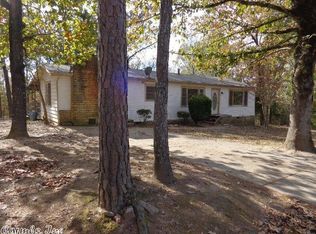 88 Skyline Dr, Cherokee Village, AR 72529