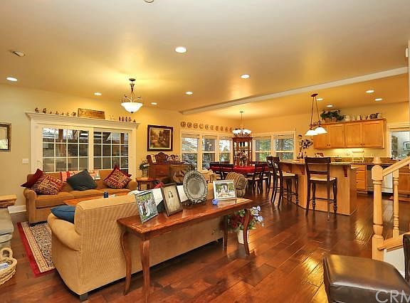 3rd image of 778 Jagerhorn Dr
