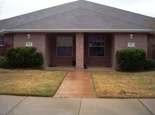 929 Sun Mdw, College Station, TX 77845
