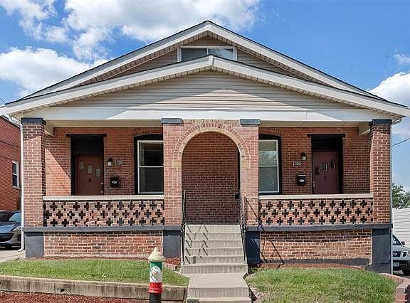 3rd image of 16XX Macklind Ave