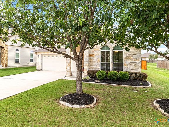 2nd image of 313 Creekview Way