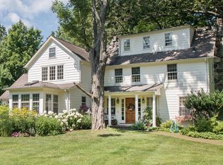 466 Ridgebury Rd, Ridgefield, CT 06877