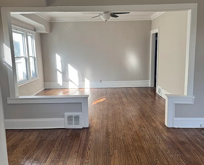 3676 E 154th St #1 — Photo 3