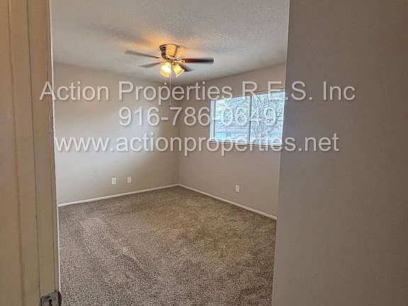 4th image of 242 Breuner Dr APT 4