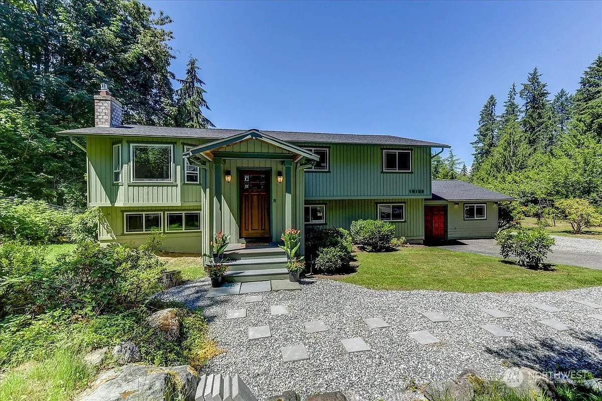 15123 206th Avenue NE photo 1