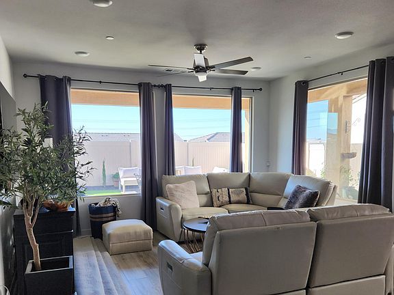 5th image of 1627 Spring Run Ln