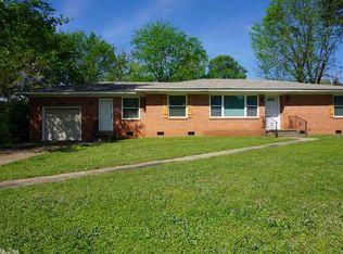 204 Clark Ave, Bald Knob, AR 72010